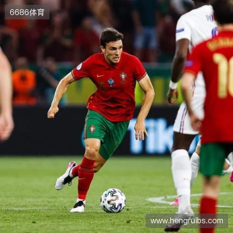 帕利尼亚：想对球迷们说声抱歉，我们辜负了他们的期待